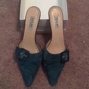 Isaac, high heels designed by an Italian designer.